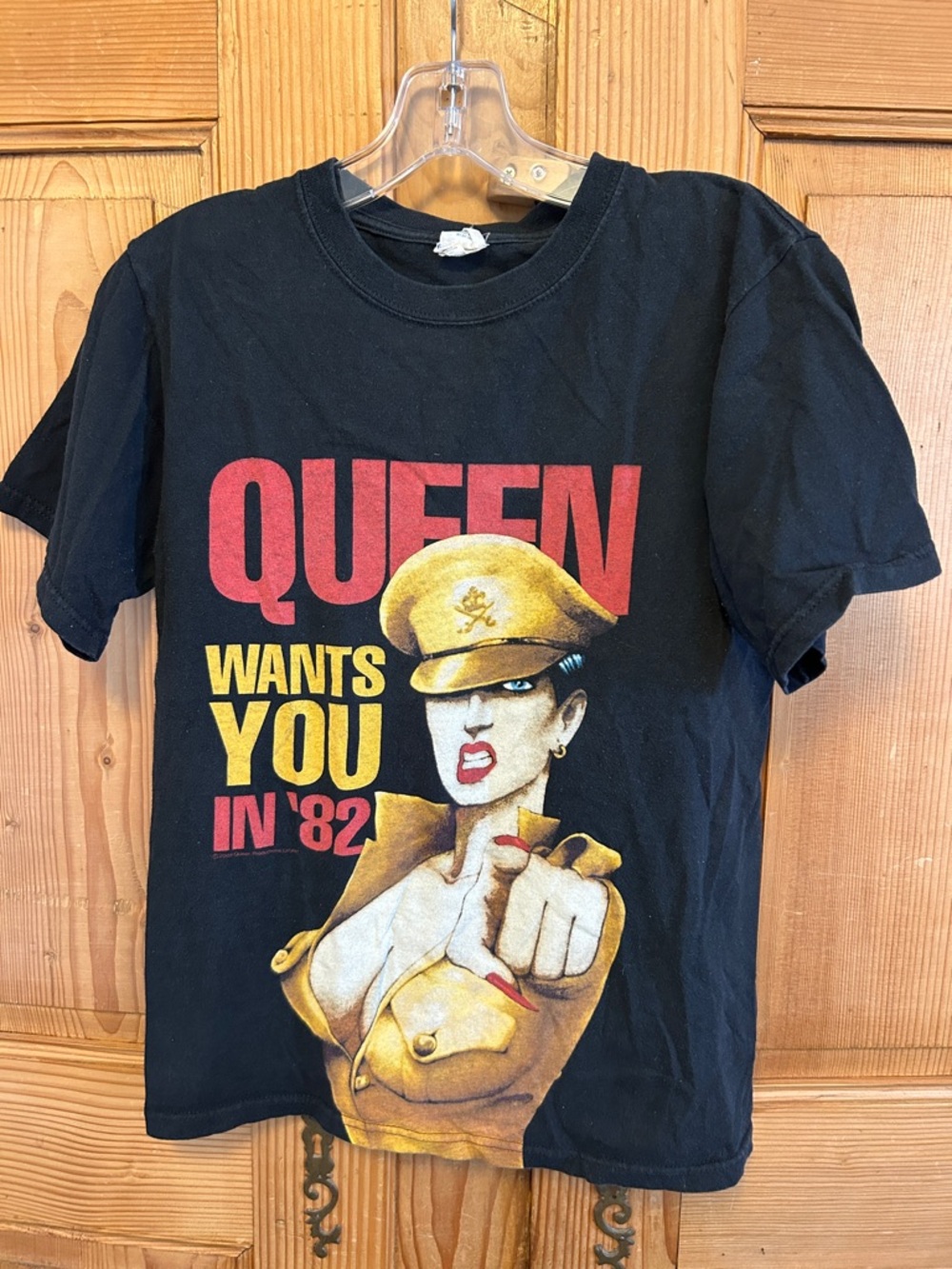 Vintage Queen Productions Limited Y2K Queen 'Wants You in '82' Graphic Tee Black